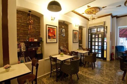 فروش هتل ۳ ستاره در بهترین موقعیت استانبول