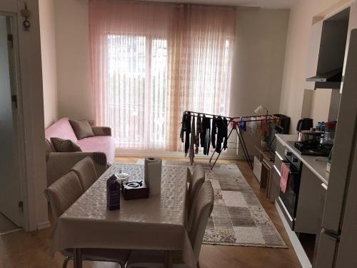 فروش یکخواب در آک تاور غرب استانبول