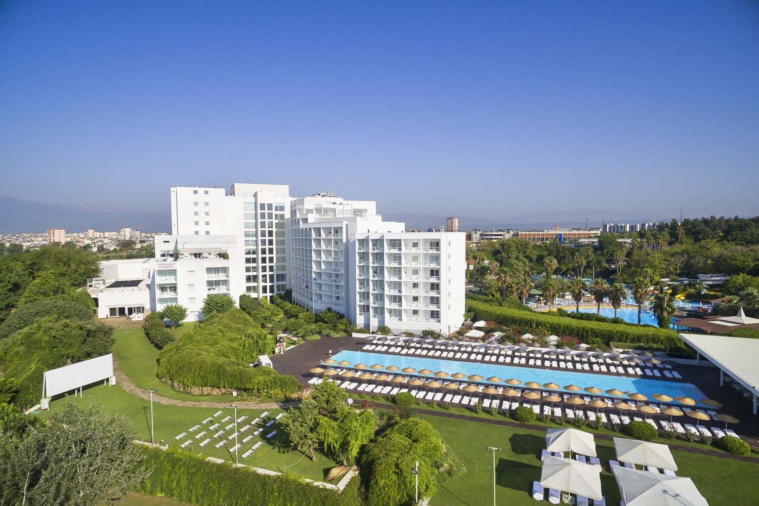 هتل سو اند آکوالند (Hotel Su & Aqualand)