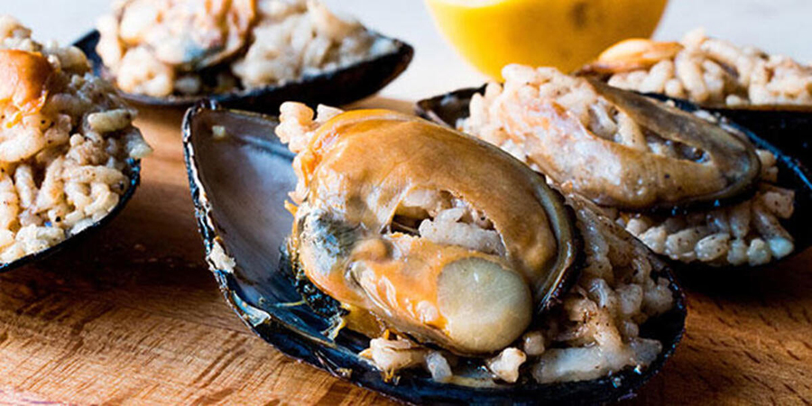میدیه دولما (Midye Dolma) میدیه دولما (Midye Dolma)